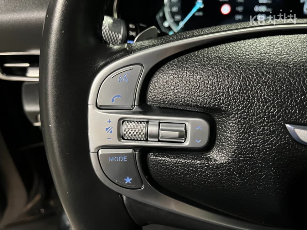 Дженезис GV803.0 Дизел AWD - 13