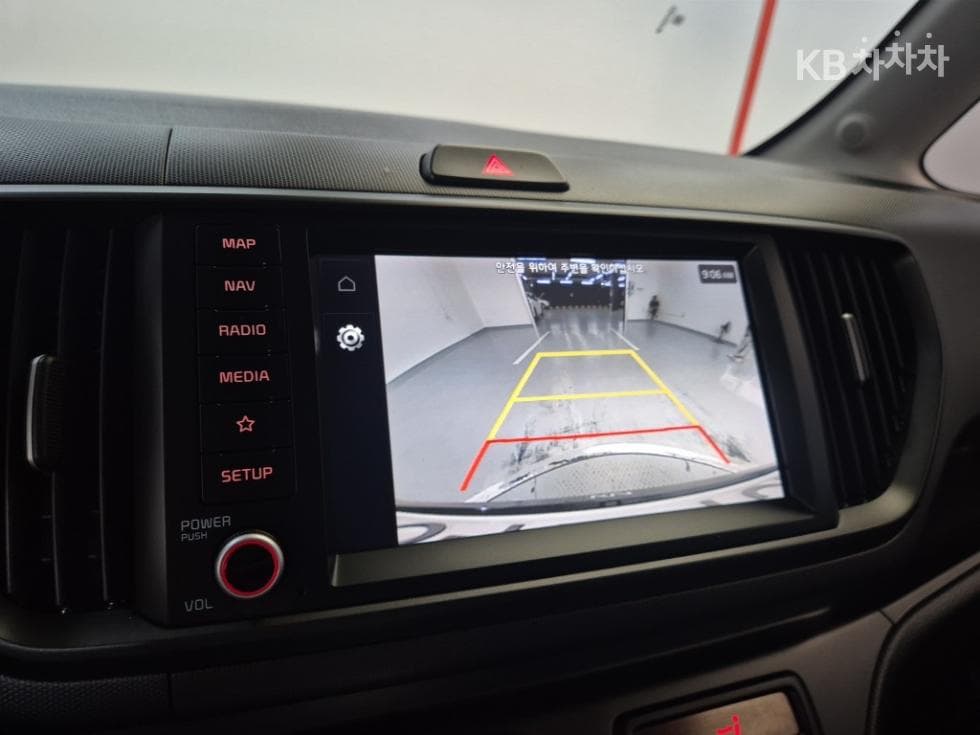 Kia The New (facelift) Kia Ray (van)1.0 Gasoline Signature - 14