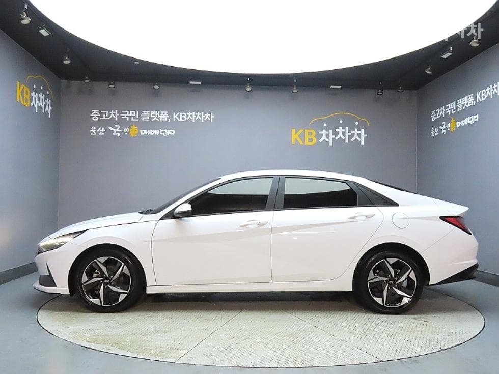 Hyundai All New Avante (Elantra)(CN7)1.6 Gasoline Modern - 5