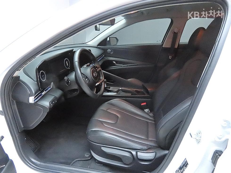 Hyundai All New Avante (Elantra)(CN7)1.6 Gasoline Modern - 9