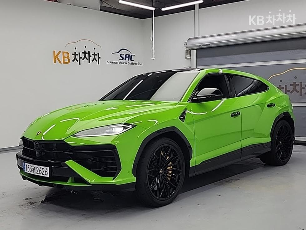 람보르기니 우르스 SE 4.0 V8 - Image 1