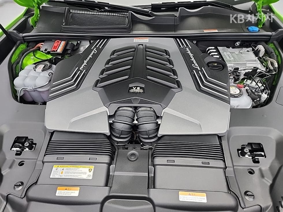 람보르기니 우르스 SE4.0 V8 - 5