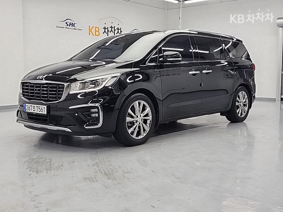 Kia The New (facelift) Carnival 7-seater (Limousine) 2.2 Diesel Limousine President - Image 1