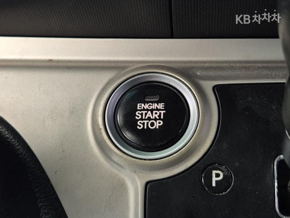 Kia Ray (van)1.0 Gasoline Prestige - 19
