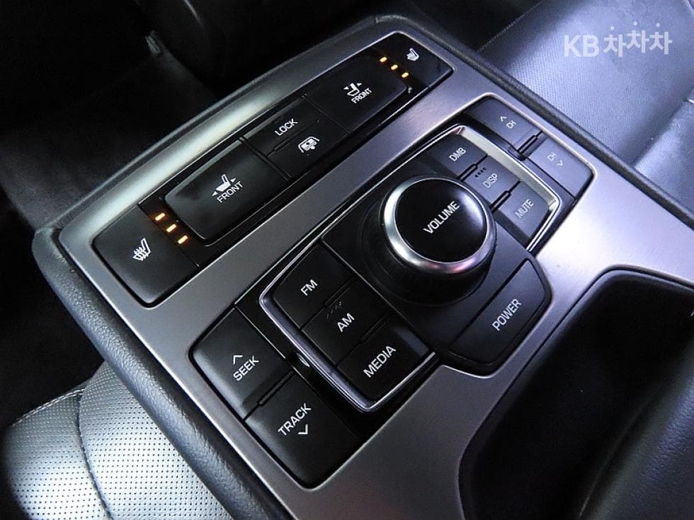 Hyundai GenesisDHG330 Premium - 18