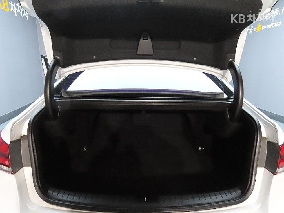 Hyundai GenesisDHG330 Premium - 19