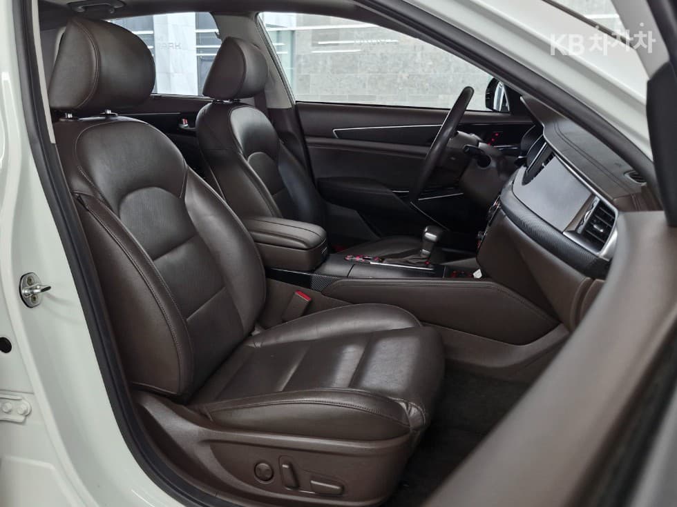Kia All New K73.3 GDI Noblesse - 9