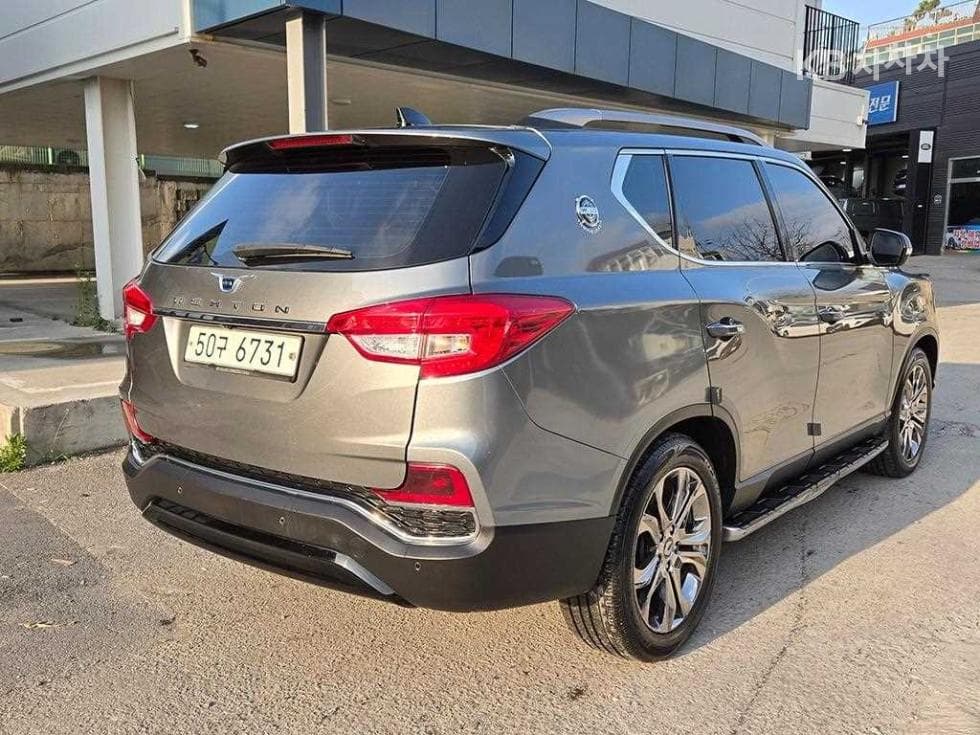 КейДжи Мобилити G4 Rexton2.2 2WD 유라시아 에디션 - 3