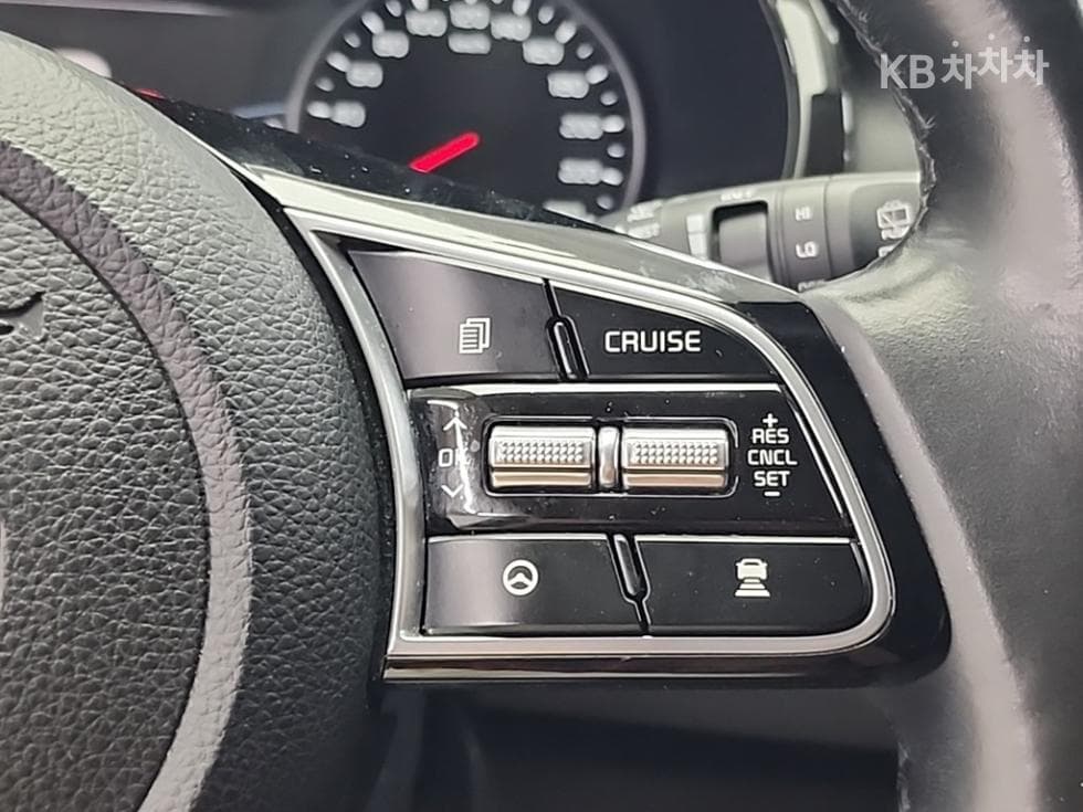 Kia Seltos1.6 Gasoline Turbo 2WD Trendy - 17