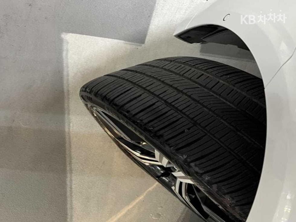 Volvo S60 3-토 поколение2.0 B5 Inscription - 18