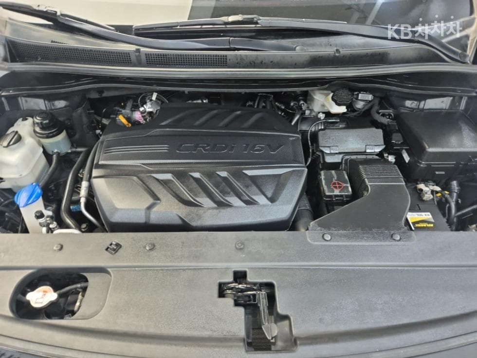Kia The New (facelift) Carnival9-seater 2.2 Diesel Prestige - 5