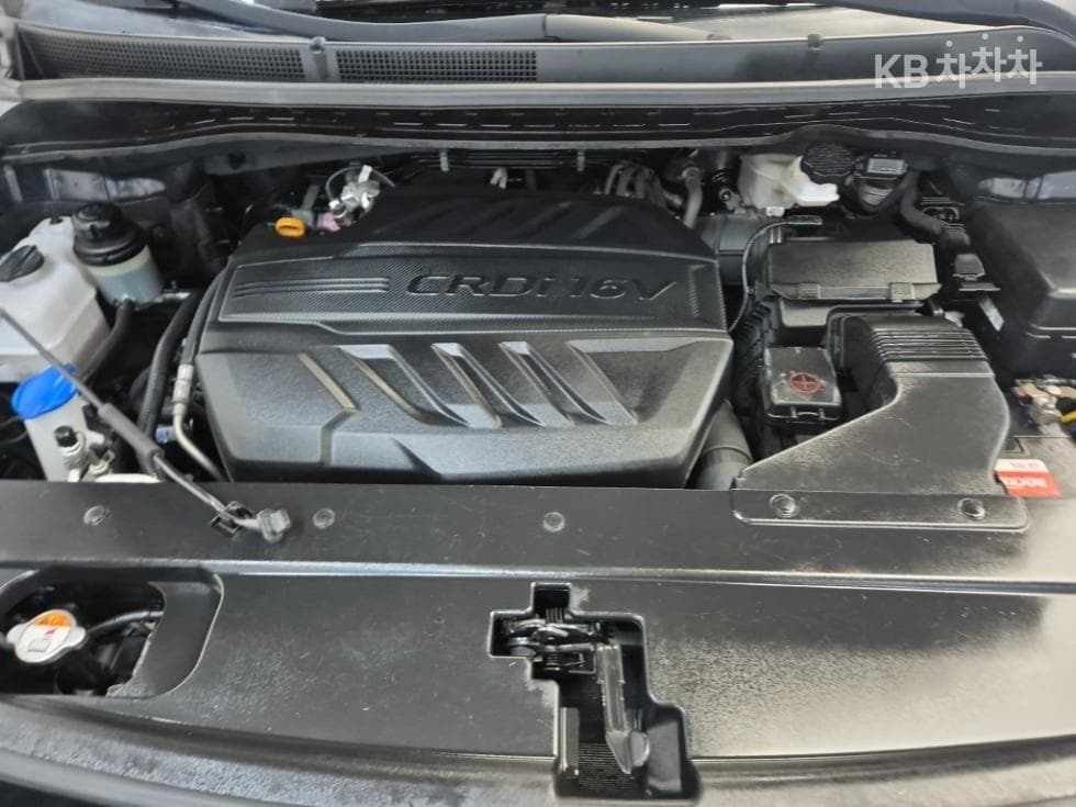 Kia The New (facelift) Carnival9-seater 2.2 Diesel Luxury - 5