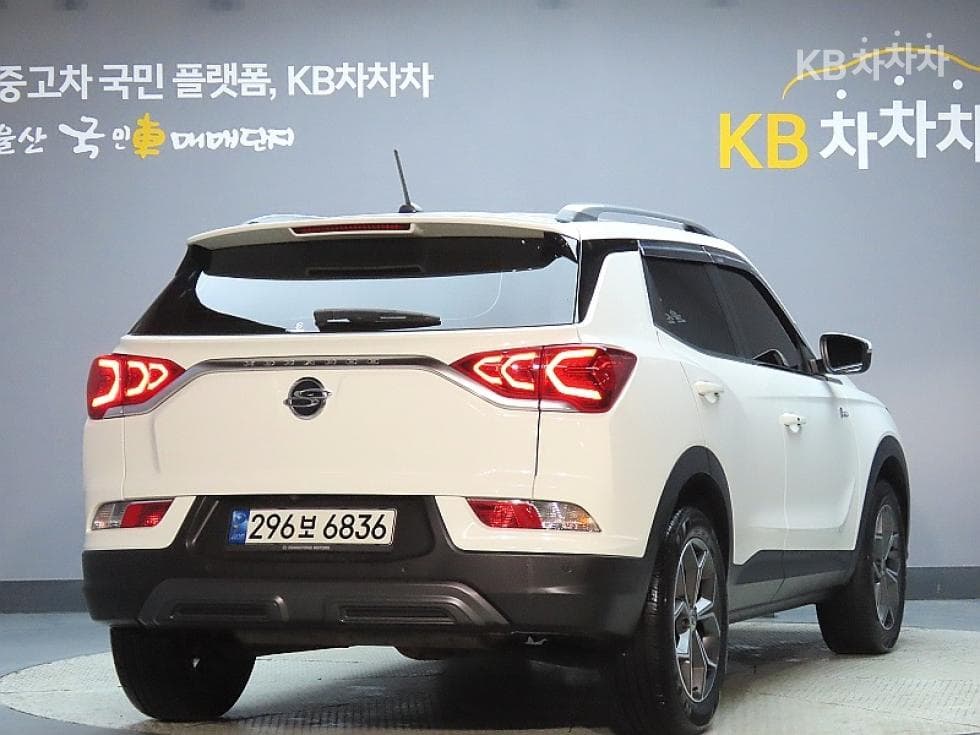 KG Mobility 뷰티플 코란도1.5 GDi Turbo 2WD C7 - 2