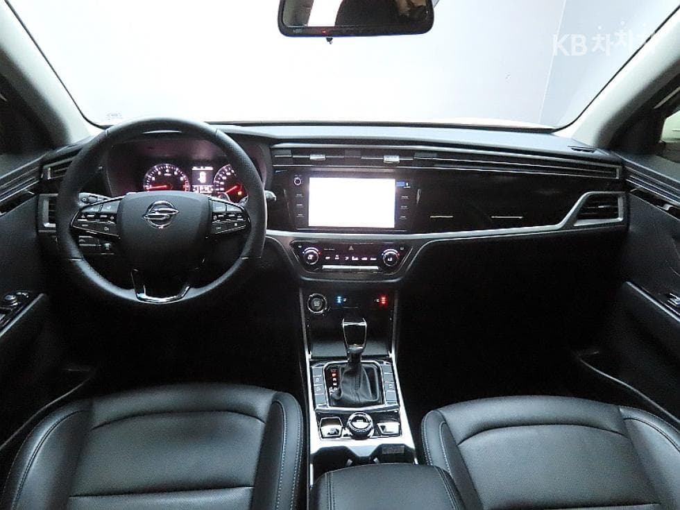 KG Mobility 뷰티플 코란도1.5 GDi Turbo 2WD C7 - 6