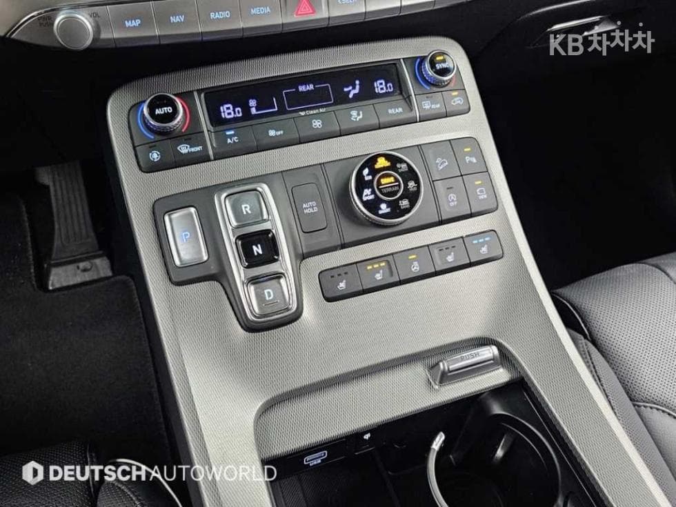 Хюндай Palisade2.2 Дизел 7-местен (Лимузин) AWD Престиж - 9