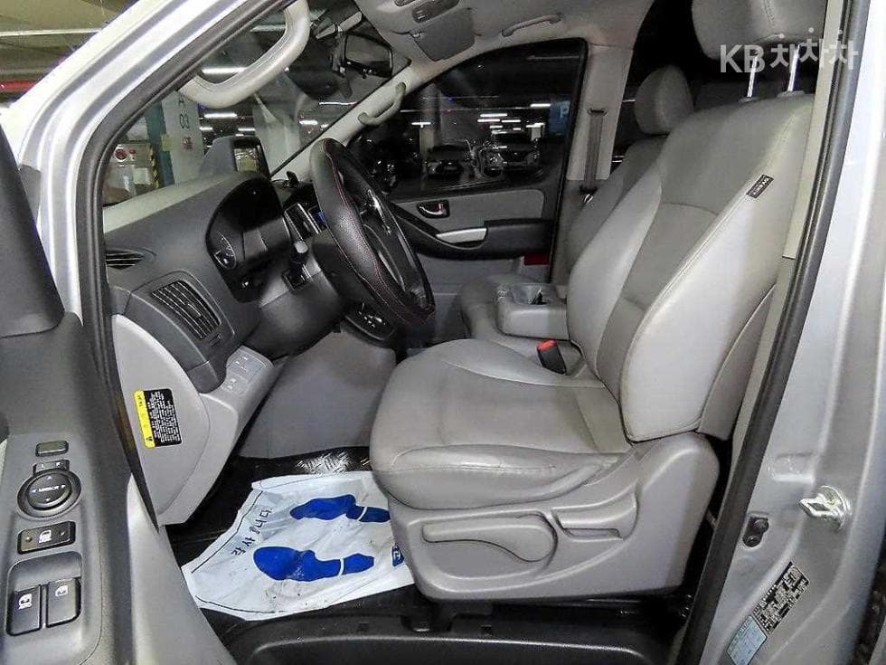 Hyundai The New (facelift) 그랜드 Star렉스Van 3Seater승 Smart - 6