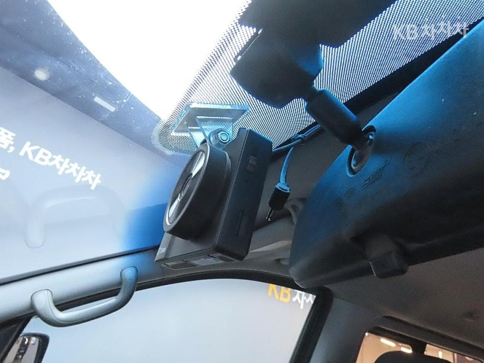 Hyundai Grand Starex5-seater Van CVX Premium - 16