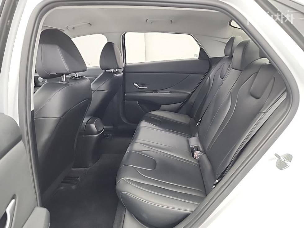 Hyundai All New Avante (Elantra)(CN7)1.6 Gasoline Modern - 12