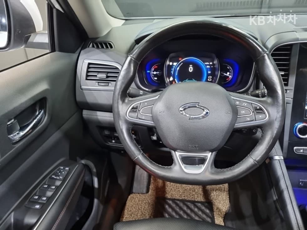 Рено Корея Нов QM62.0 LPe 2WD PREMIERE - 9