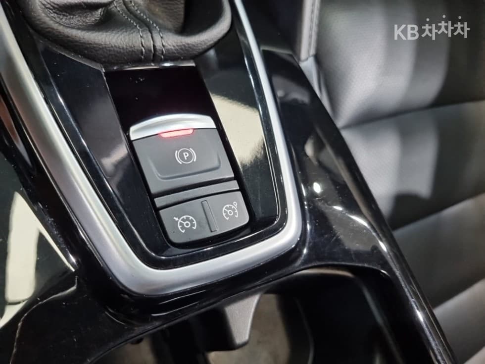 Рено Корея Нов QM62.0 LPe 2WD PREMIERE - 13