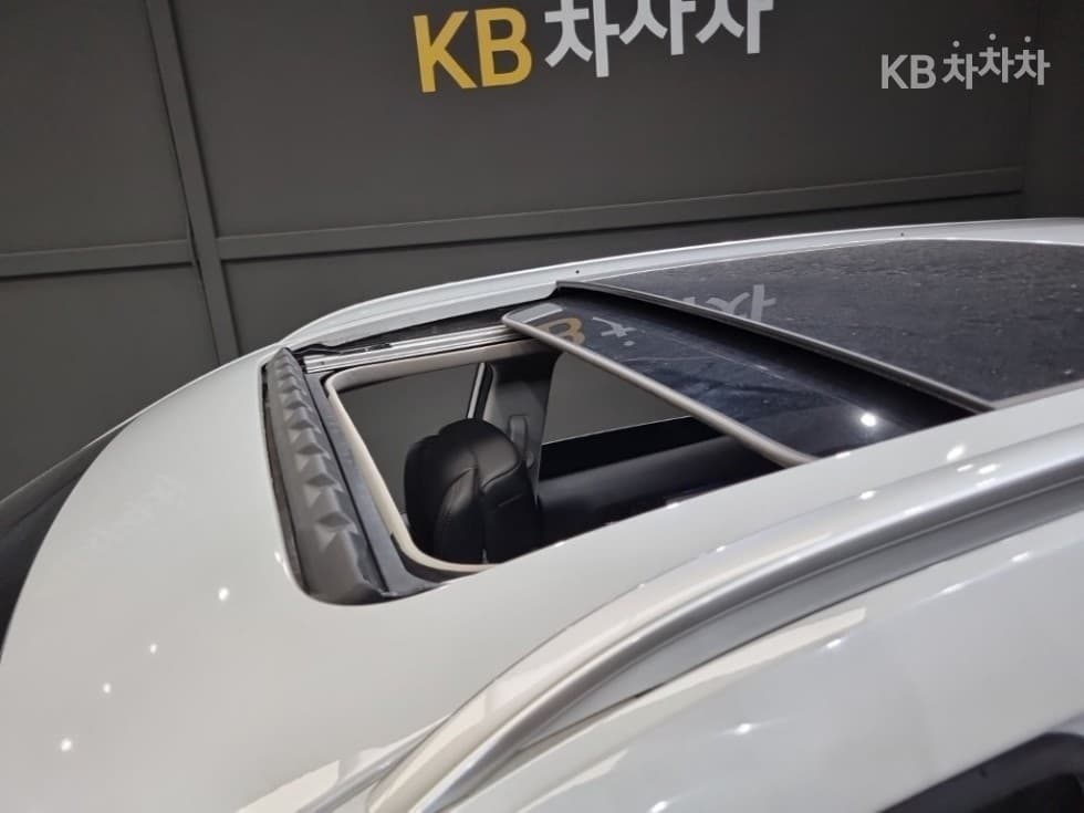 Рено Корея Нов QM62.0 LPe 2WD PREMIERE - 16