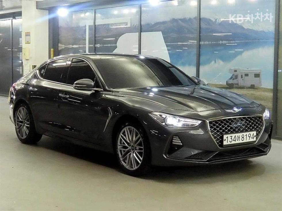Genesis G70 2.0T AWD Elite - Image 1