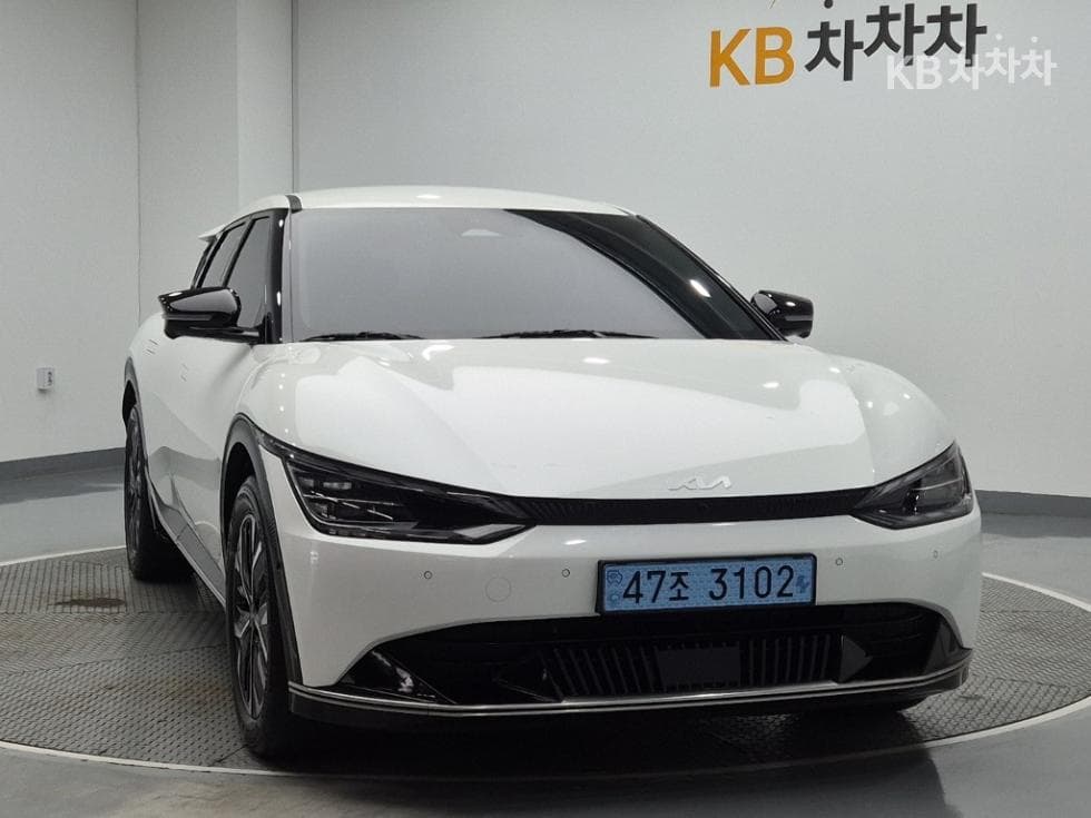 Kia EV6롱 레Seater지 2WD 어스 - 4