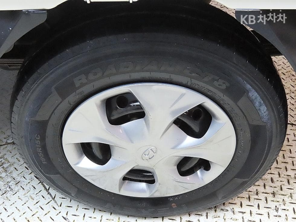 Хюндай Porter 2장축 Двойна Кабина CRDi Smart - 20