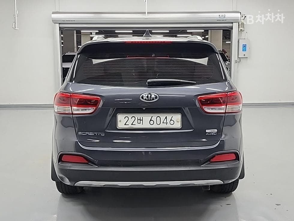 Киа All NewSorentoДизел 2.2 4x4 Noblesse Специал (специален признак/издание) - 3