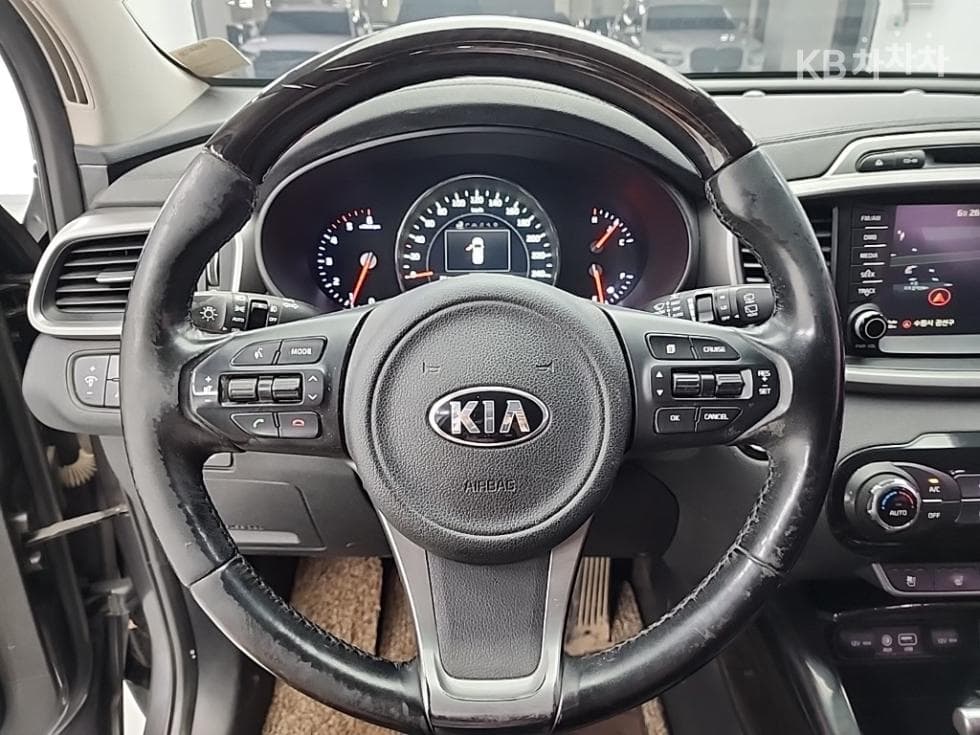 Киа All NewSorentoДизел 2.2 4x4 Noblesse Специал (специален признак/издание) - 9