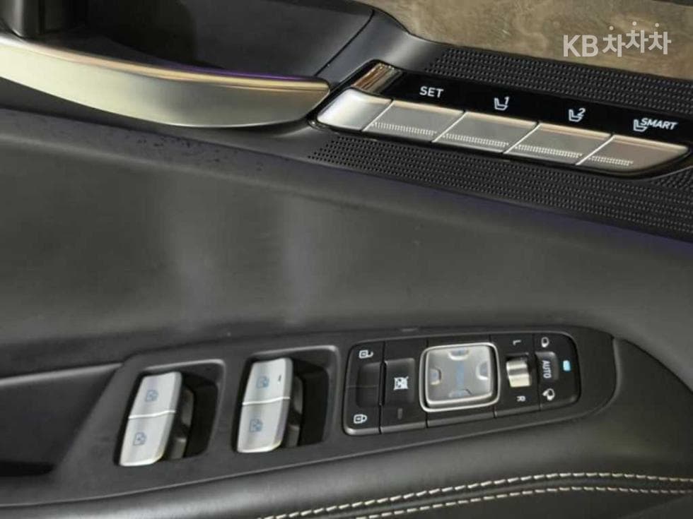 Дженезис G903.8 GDi AWD Премиум Люкс - 15