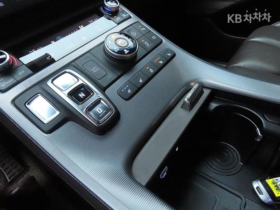 Hyundai The New (facelift) Palisade3.8 Gasoline 4WD Calligraphy - 9