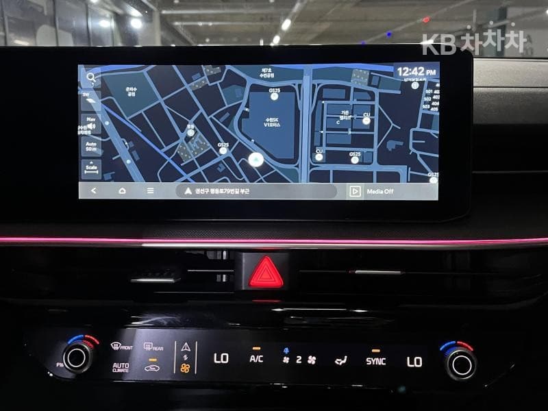 Kia The New (facelift) K5 3rd Gen2.0 Gasoline Prestige - 10