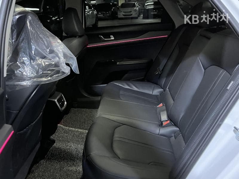 Kia The New (facelift) K5 3rd Gen2.0 Gasoline Prestige - 17
