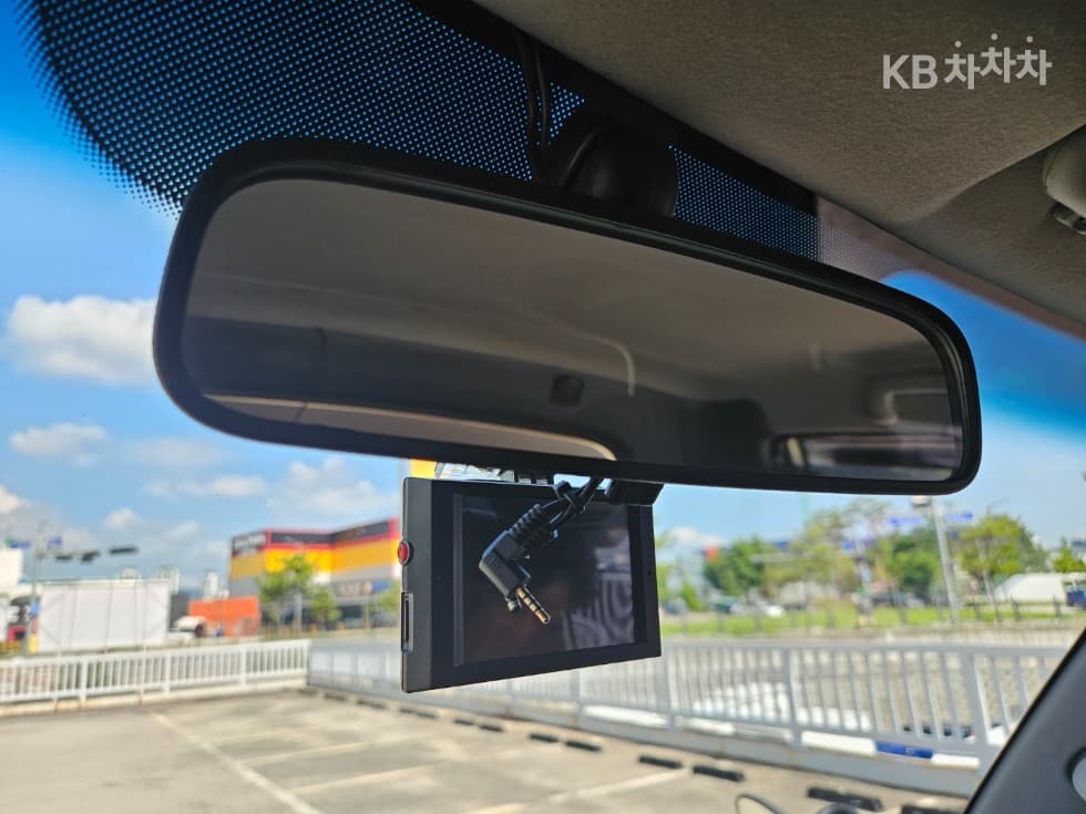 Kia Bongo 3 (light truck)1.2Ton Wing Body Extra Long 전동모터식 표준캡 Prestige - 20