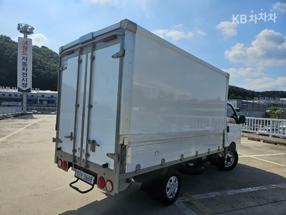 Kia Bongo 3 (light truck)1.2Ton Wing Body Extra Long 전동모터식 표준캡 Prestige - 5