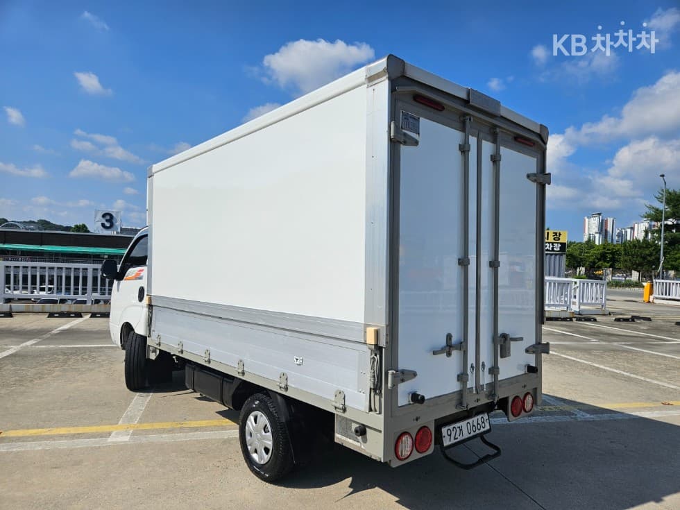Kia Bongo 3 (light truck)1.2Ton Wing Body Extra Long 전동모터식 표준캡 Prestige - 7