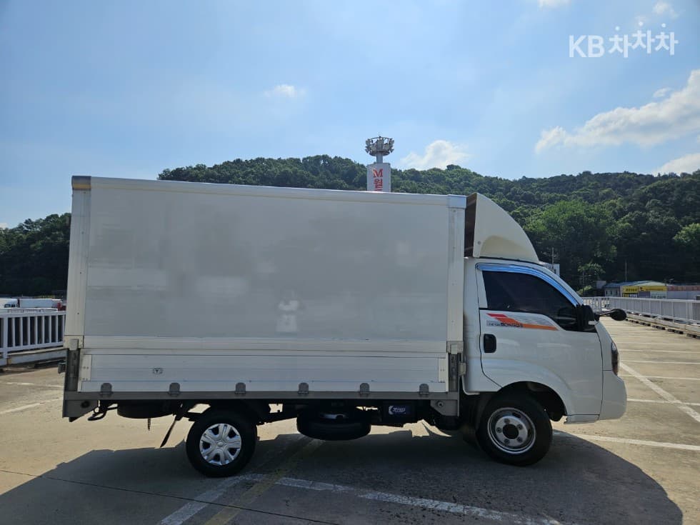 Kia Bongo 3 (light truck)1.2Ton Wing Body Extra Long 전동모터식 표준캡 Prestige - 9