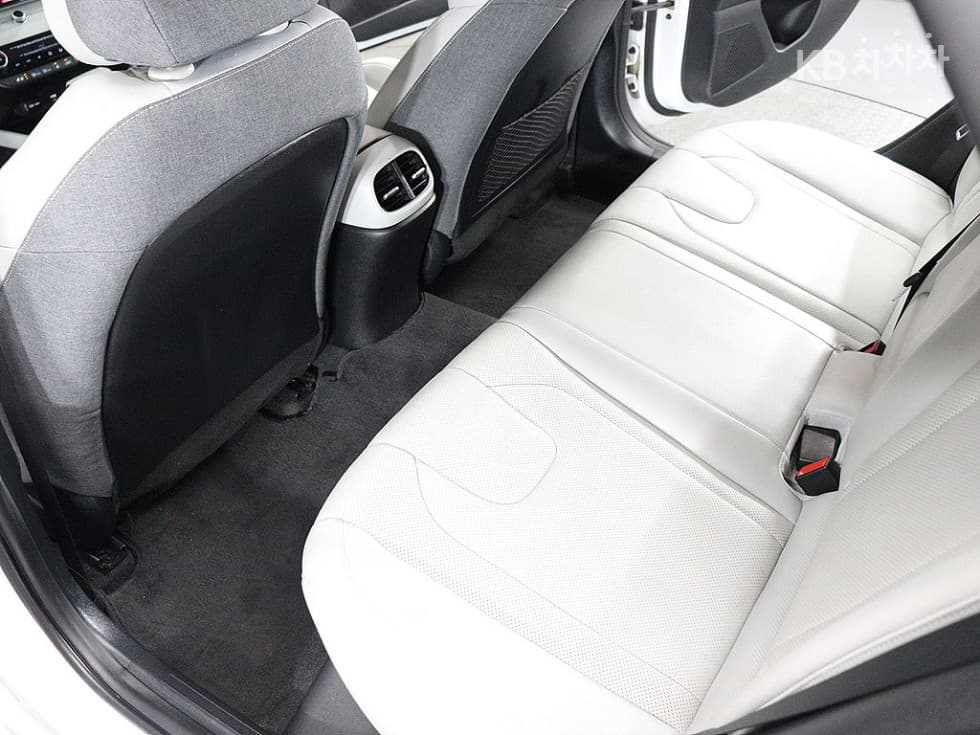 Hyundai All New Avante (Elantra)(CN7)1.6 Gasoline Inspiration - 18