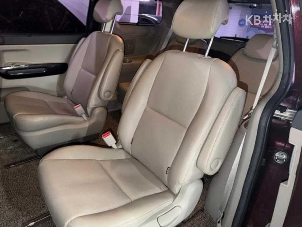 Киа All New Канивал9-местен 2.2 Дизел Престиж - 7