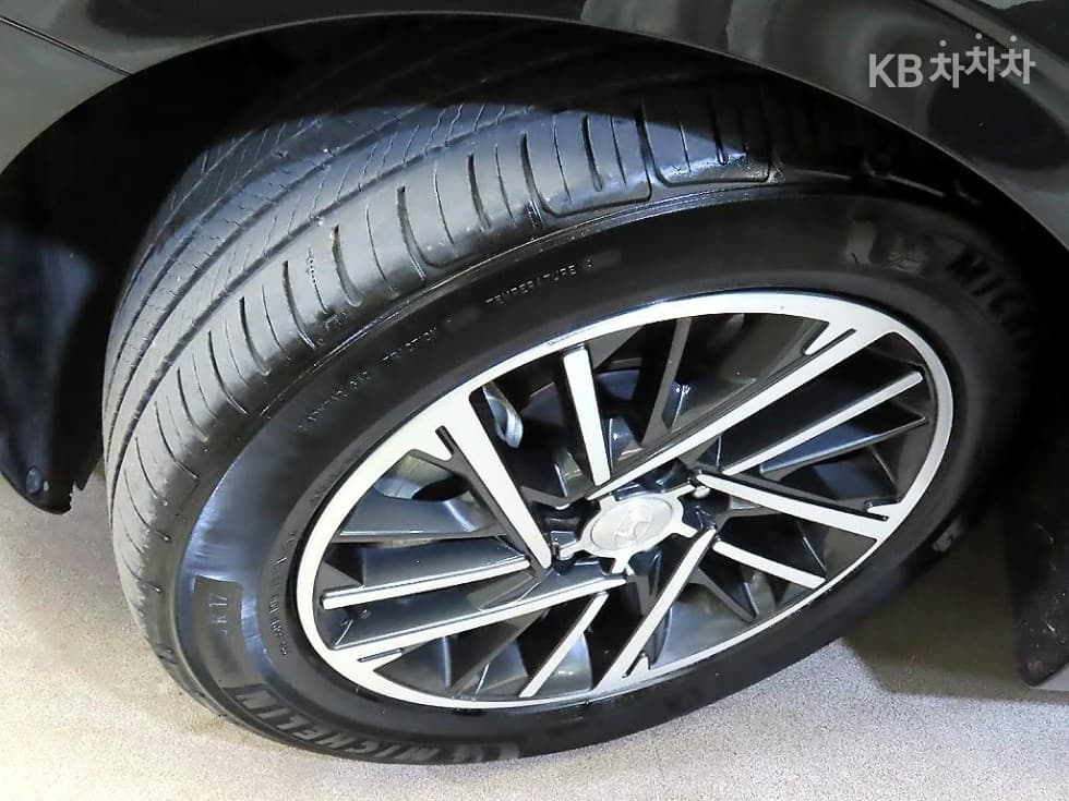 Хюндай The New (фейслифт) Grandeur (Azera)LPi 3.0 Premium 초이스 - 17