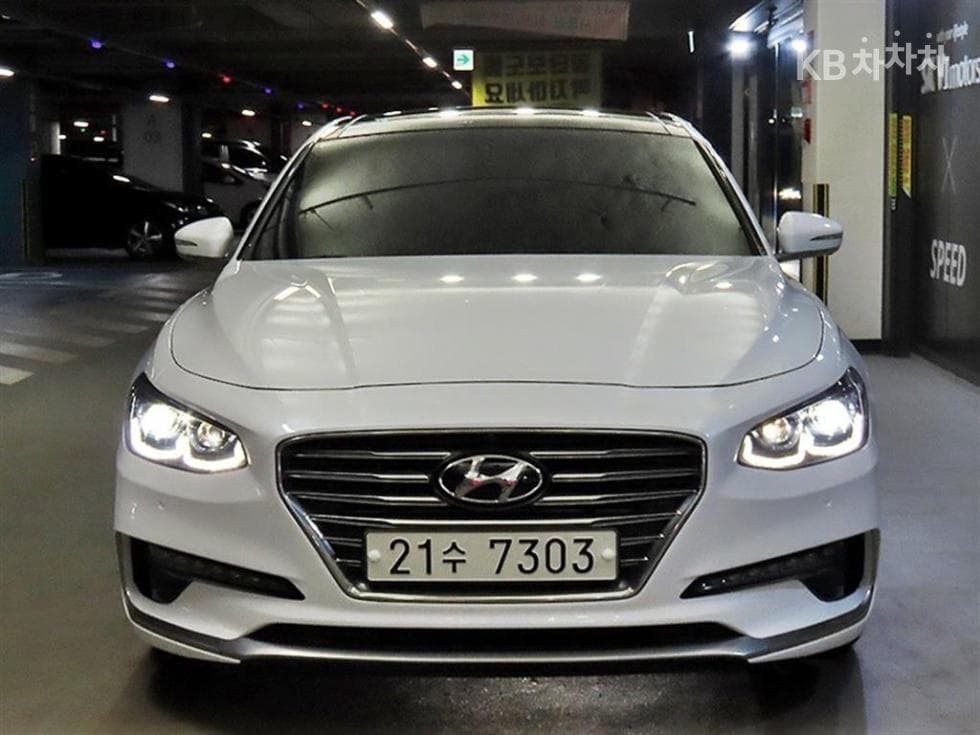 Hyundai Grandeur (Azera)IGDisabled-accessible 3.0 LPi Exclusive Special (special feature/edition) - 2