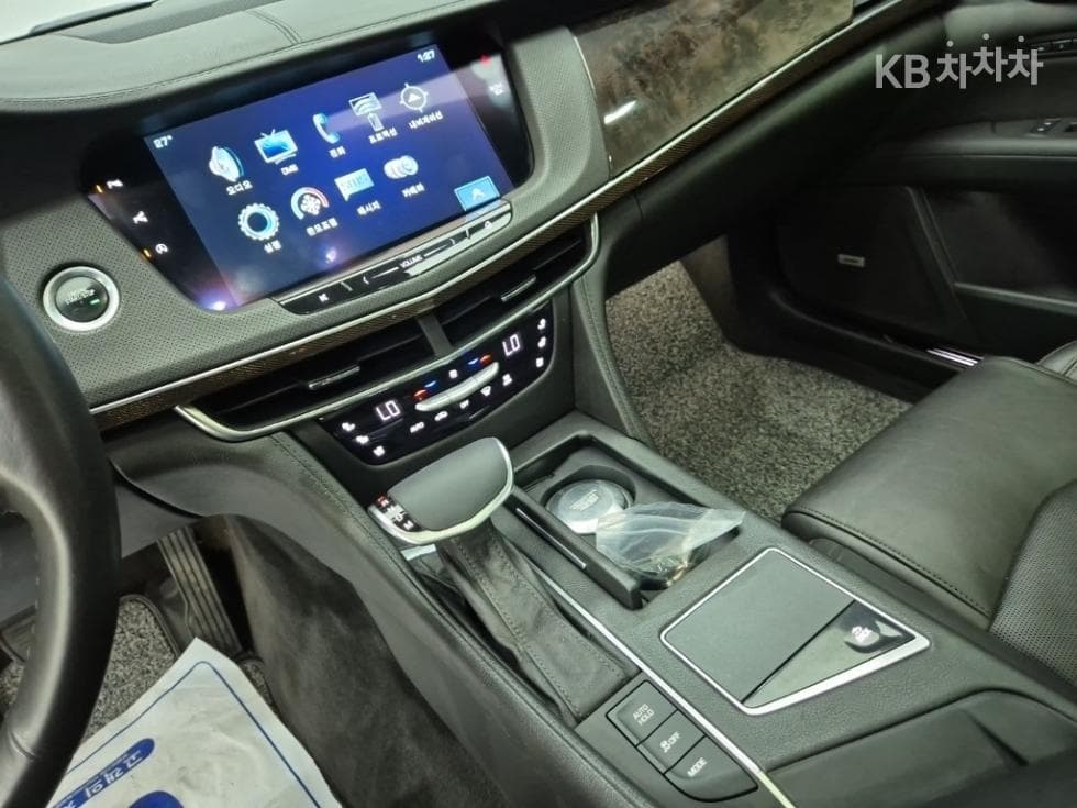 캐딜락 CT63.6 Premium AWD - 10