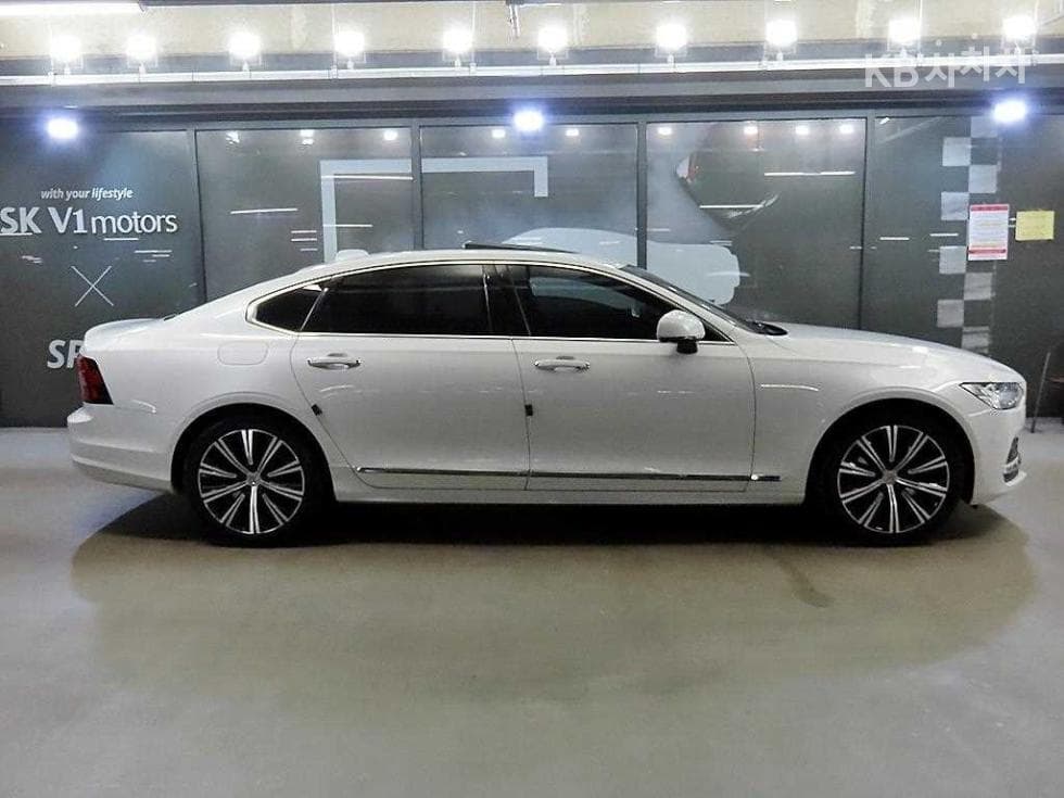 Volvo S90 Second generationB5 Inscription - 3