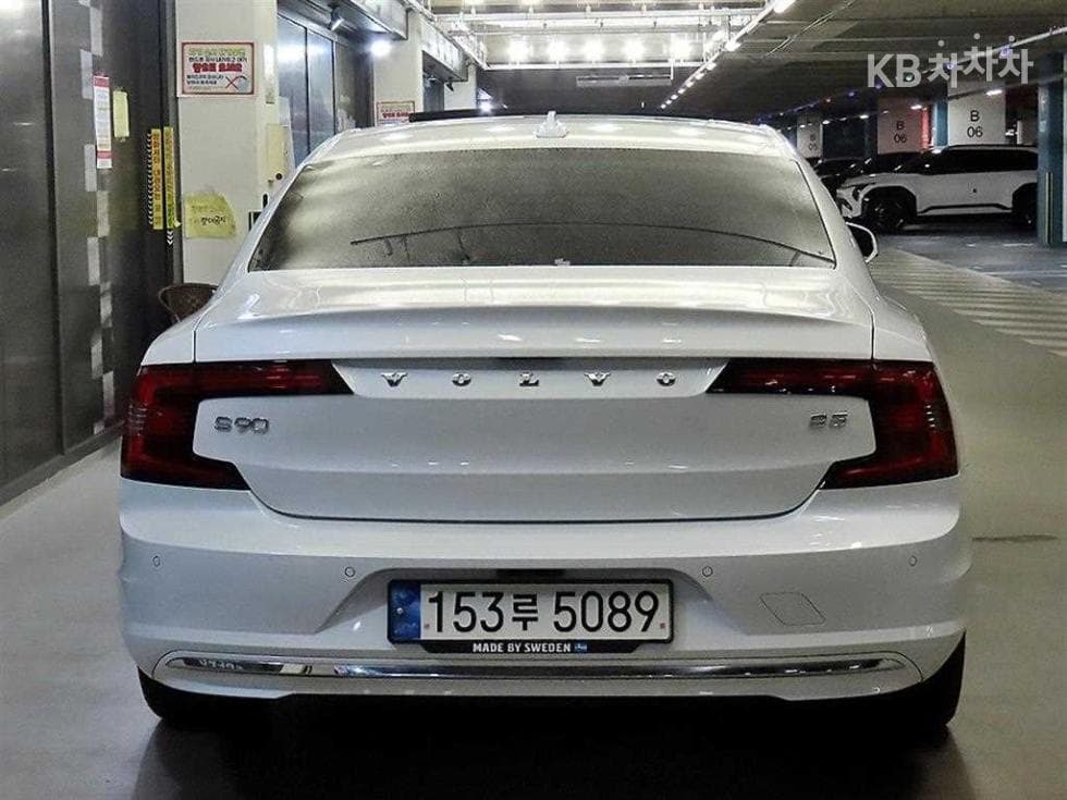Volvo S90 Second generationB5 Inscription - 5