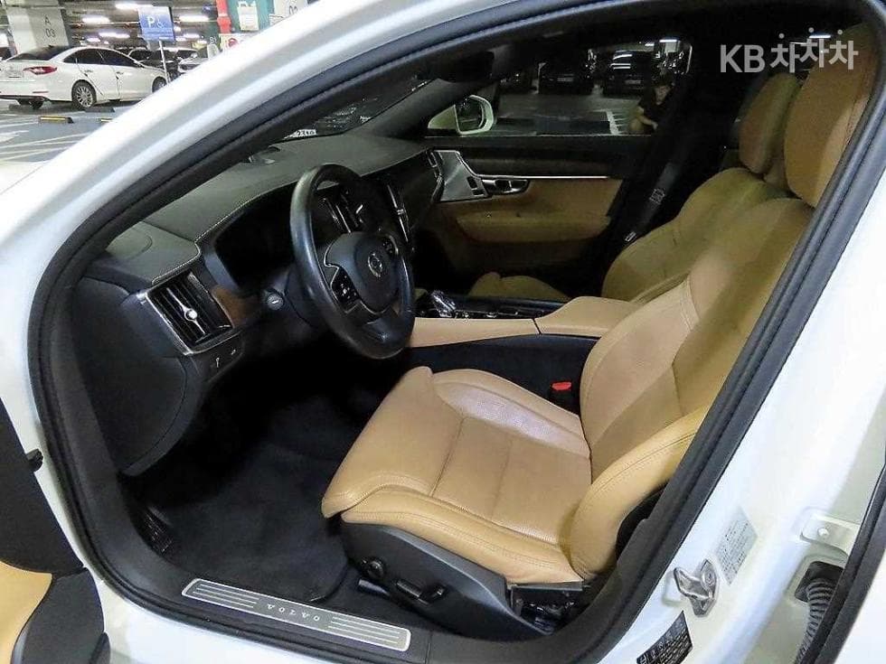 Volvo S90 Second generationB5 Inscription - 6