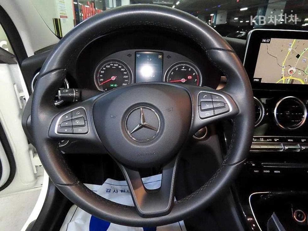 Mercedes-Benz The New (фейслифт) C-КласC200 W205 - 8