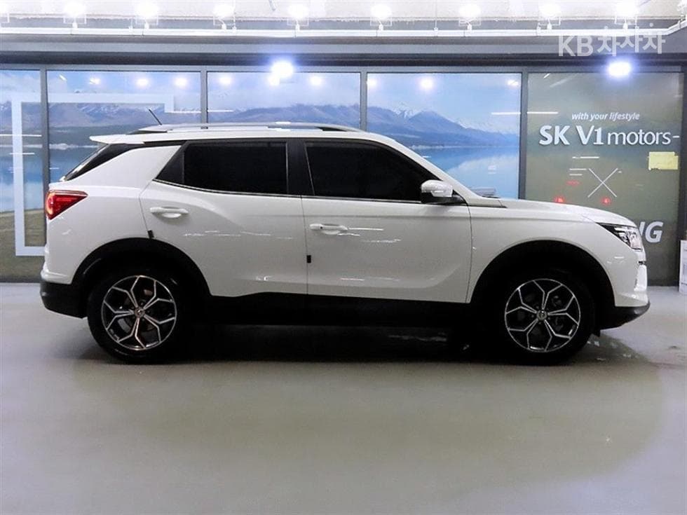 КейДжи Мобилити 뷰티플 코란도1.6 Дизел 2WD C5 - 3