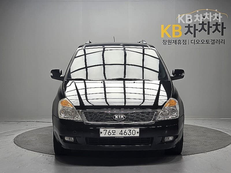 Kia Carnival R 그랜드Carnival President - Image 1