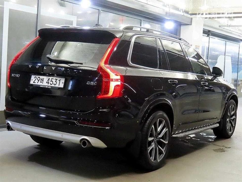 Volvo All New XC90D5 Momentum - 4